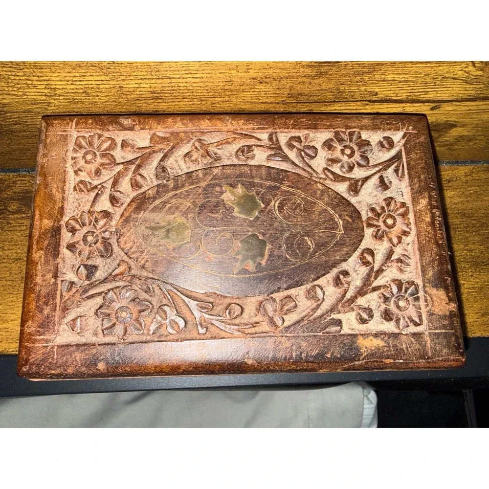Vintage Hand Carved Wooden Trinket Jewelry Box Floral Made In India